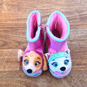 Paw control boots size 10